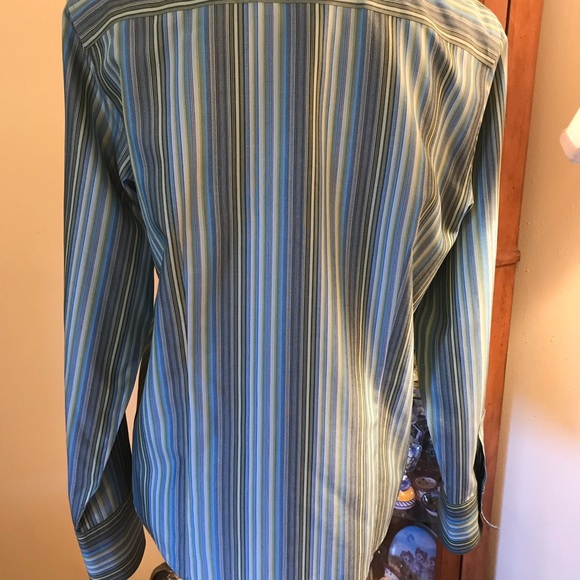 Beautiful shirt by Talbots - Picture 4 of 7